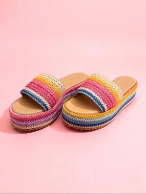 NEW IN BOX Mi.iM Delaney Platform Rainbow Slide Sandals
